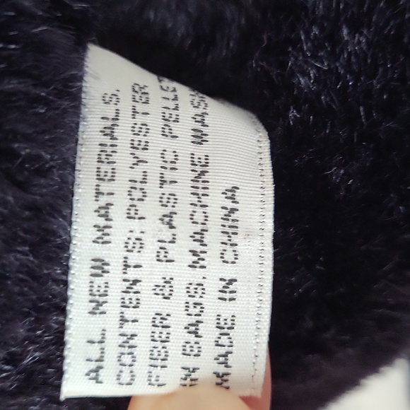 Woolrich Black Lab Dog in Bandana - Picture 6 of 11